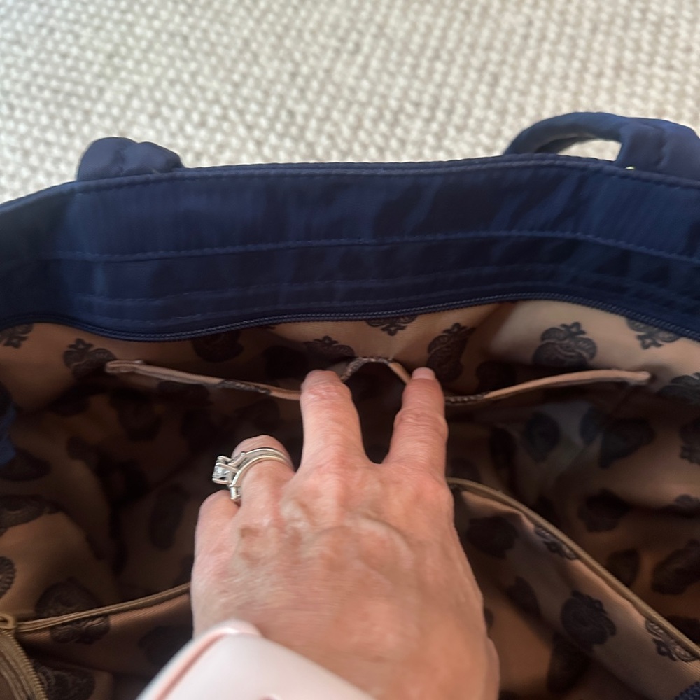 NWOT: Vera Bradley Navy Blue Tote Bag - Picture 12 of 14